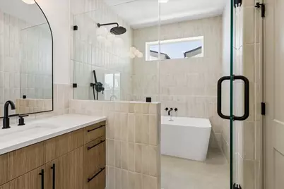 2953 Delafield Street, Houston, TX 77023 - Photo 12