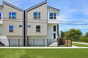2953 Delafield St, Houston, TX 77023 - Photo 1