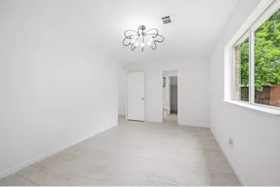 7310 Londres Drive, Houston, TX 77083 - Photo 22
