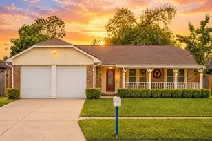 2822 Virginia Colony Dr, Webster, TX 77598 - Photo 1