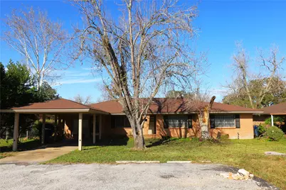 103 E Meadow Lane, West Columbia, TX 77486 - Photo 1