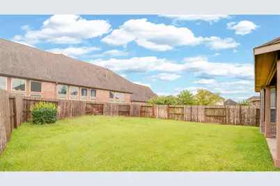 9915 Foggy River, Missouri City, TX 77459 - Photo 38