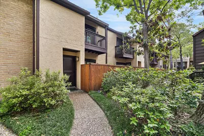 11711 Memorial Drive #95, Houston, TX 77024 - Photo 10