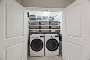 11711 Memorial Dr, Houston, TX 77024 - Photo 8