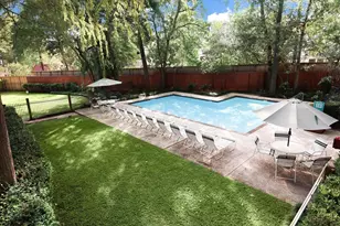 11711 Memorial Dr, Houston, TX 77024 - Photo 14