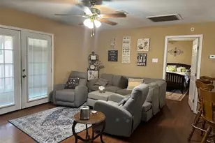 6380 Green Meadow Dr, Richards, TX 77873 - Photo 2