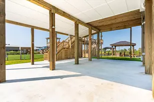 1185 Mabry St, Gilchrist, TX 77617 - Photo 14