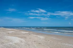 1185 Mabry St, Gilchrist, TX 77617 - Photo 50