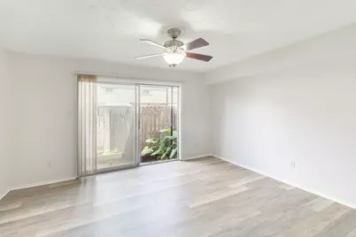 429 N Post Oak Lane #429, Houston, TX 77024 - Photo 8