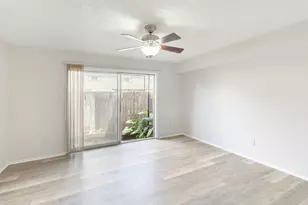 429 N Post Oak Ln, Houston, TX 77024 - Photo 8