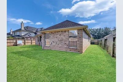 2306 Diamond Springs Drive, Pearland, TX 77584 - Photo 4