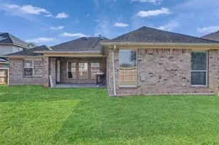 2306 Diamond Springs Dr, Pearland, TX 77584 - Photo 2