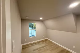 5238 Pease St, Houston, TX 77023 - Photo 8