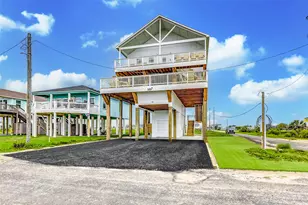 1395 Keith Ave, Gilchrist, TX 77617 - Photo 6