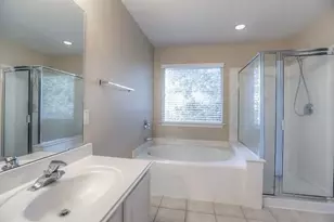 43 Blue Creek Pl, The Woodlands, TX 77382 - Photo 12