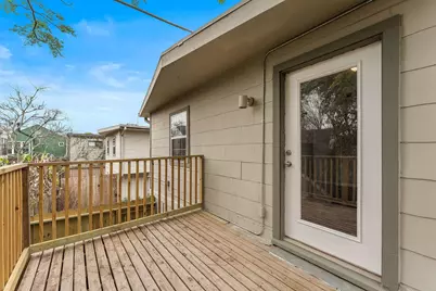 1409 Maryland Street #D, Houston, TX 77006 - Photo 6