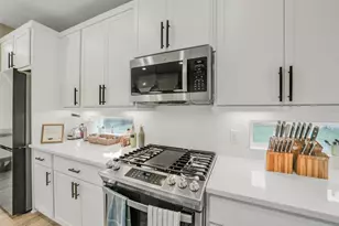 7834 Swooping Swallow Ln, Katy, TX 77493 - Photo 14