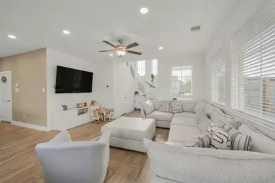 7834 Swooping Swallow Lane, Katy, TX 77493 - Photo 6