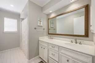 2723 Kismet Ln, Houston, TX 77043 - Photo 20