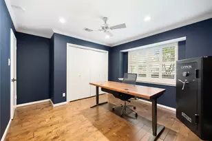 2723 Kismet Ln, Houston, TX 77043 - Photo 18