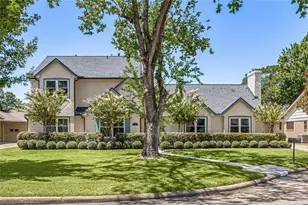 2723 Kismet Ln, Houston, TX 77043 - Photo 2
