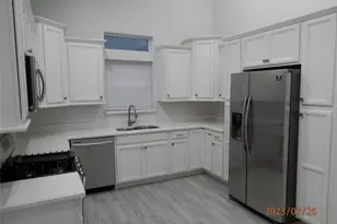126A 19th St, Dickinson, TX 77539 - Photo 10