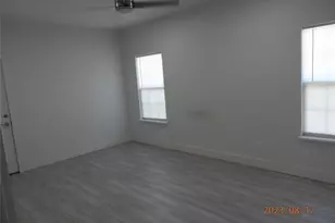 126A 19th St, Dickinson, TX 77539 - Photo 8