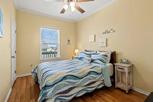 3923 Reeves Dr, Galveston, TX 77554 - Photo 18