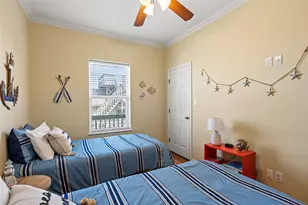 3923 Reeves Dr, Galveston, TX 77554 - Photo 16