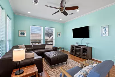 3923 Reeves Drive, Galveston, TX 77554 - Photo 6