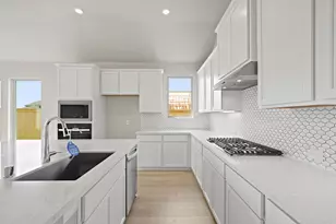 10718 Yellow Wild Indigo Ln, Cypress, TX 77433 - Photo 8