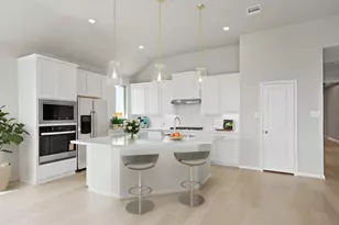 10718 Yellow Wild Indigo Ln, Cypress, TX 77433 - Photo 6