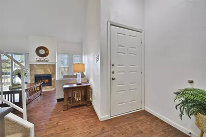 10811 Richmond Avenue #20, Houston, TX 77042 - Photo 2