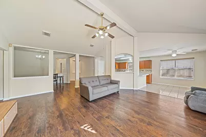 12407 Fox Trace Lane, Houston, TX 77066 - Photo 16