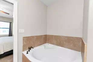 318 Shawnee Dr, Conroe, TX 77316 - Photo 26