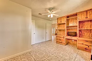 23104 Hopkins Ln, Damon, TX 77430 - Photo 26