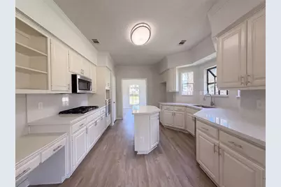 1102 Londonderry Avenue, Friendswood, TX 77546 - Photo 10