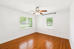 4907 Imperial St, Bellaire, TX 77401 - Photo 12