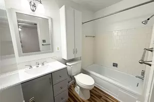 7040 Jetty Ln, Houston, TX 77072 - Photo 16