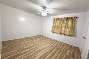 7040 Jetty Ln, Houston, TX 77072 - Photo 10