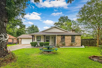 112 Ponderosa Trail, Conroe, TX 77301 - Photo 2