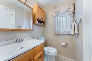 304 Hildred Ave, Conroe, TX 77303 - Photo 8