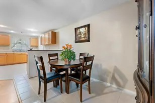 304 Hildred Ave, Conroe, TX 77303 - Photo 4