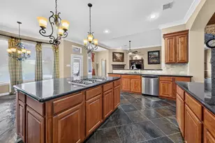 7023 Dusty Rose Cir, Sugar Land, TX 77479 - Photo 26