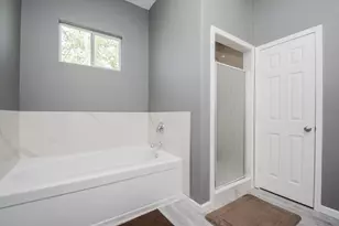 5422 Eastland St, Houston, TX 77028 - Photo 14