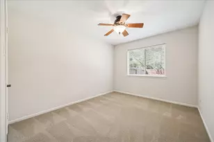 3407 Honeylocust Dr, Sugar Land, TX 77479 - Photo 20