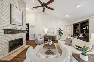 3407 Honeylocust Dr, Sugar Land, TX 77479 - Photo 4