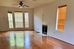 2731 Blue Mist Dr, Sugar Land, TX 77498 - Photo 6