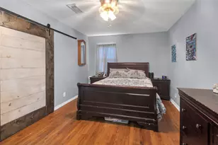617 Catalpa St, Angleton, TX 77515 - Photo 16