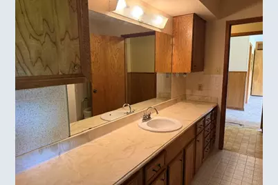 820 Avenue L, Dickinson, TX 77539 - Photo 18